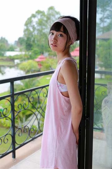 日本清纯甜美少女高岡未來高清写真