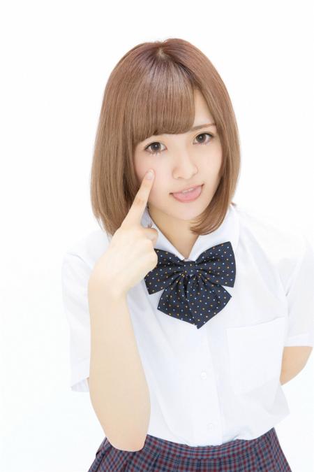 日本漂亮美女学生羽月りっか写真