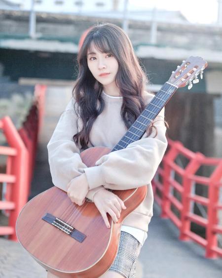 小清新极品校花美女罗珮恩比基尼性感诱人福利写真