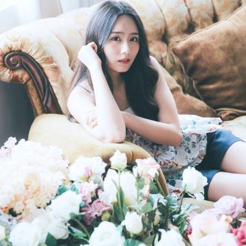 小清新极品校花美女罗珮恩比基尼性感诱人福利写真