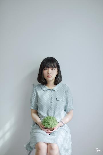 短发女孩私房写真