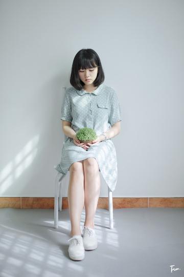 短发女孩私房写真