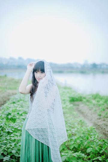 青涩女孩田园摄影