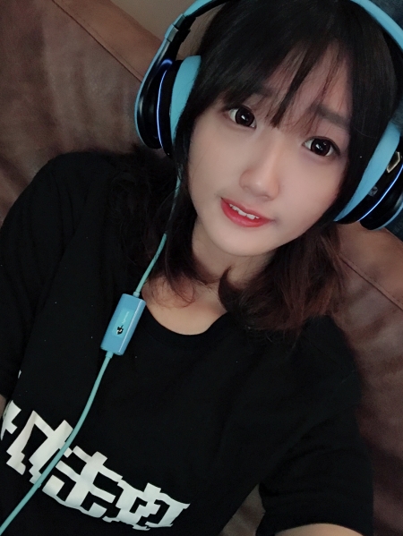 你的可爱小女友