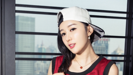 美女高子琁高清壁纸