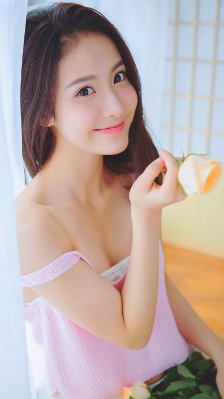 甜美的花裙子，朦胧的美