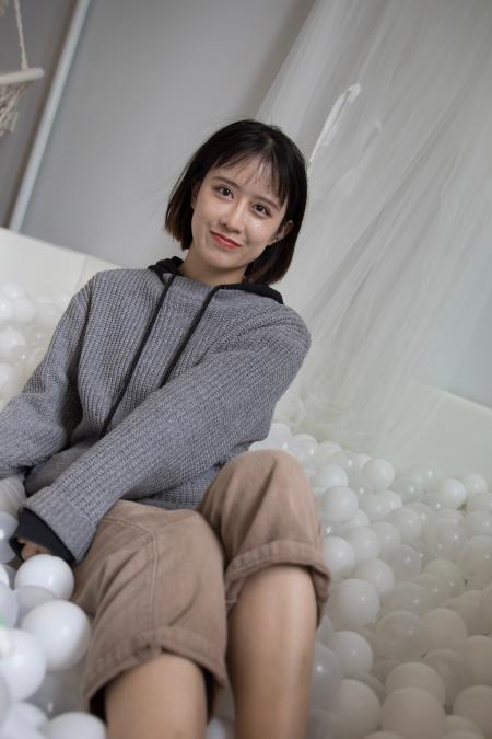 朴实的邻家女孩