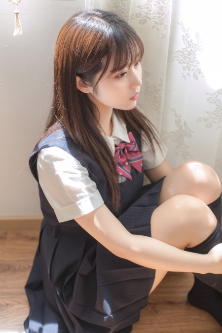 书香气息美少女气质不凡