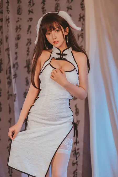 斗鱼米线线sama《白色旗袍》
