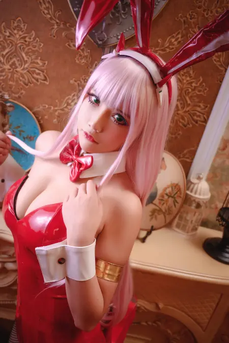 抱走莫子 兔女郎