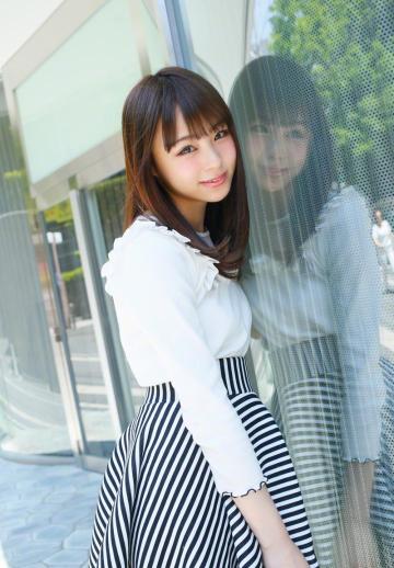 日本清纯美少女佐藤丽奈