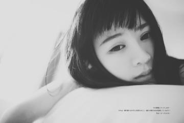 唯美女生浴缸私房写真