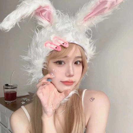 又纯又欲的优质女生真人头像