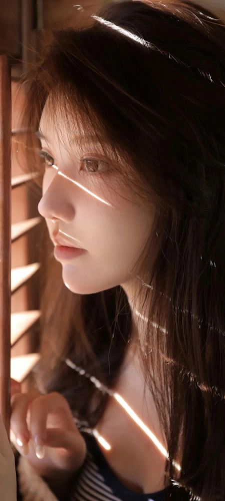 漂亮的美女全面屏手机壁纸8