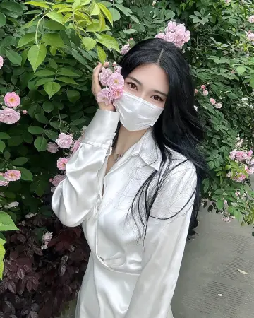 高清壁纸 | 玉足小姐姐