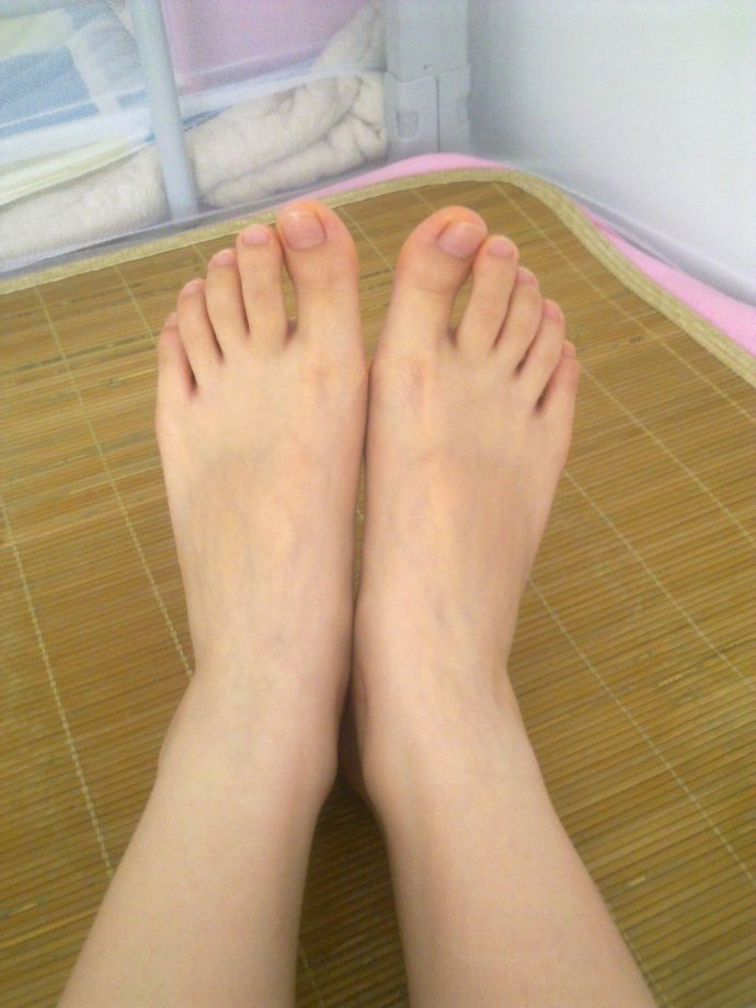 乖乖自拍美足