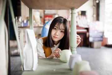闺房里的美女萝莉