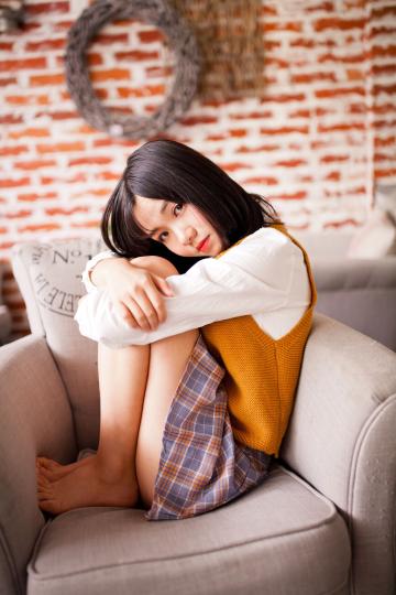 闺房里的美女萝莉