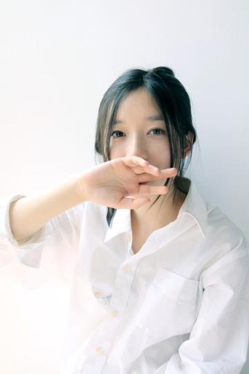 氧气美女素颜可爱迷人写真
