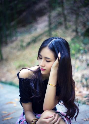 清纯气质美女校花