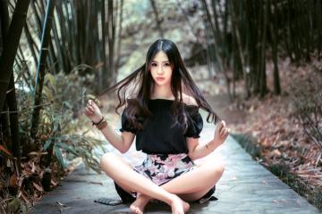 清纯气质美女校花