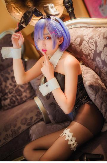 兔女郎cos黑丝美腿人体艺术诱惑写真