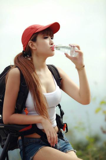 美女野外摄影