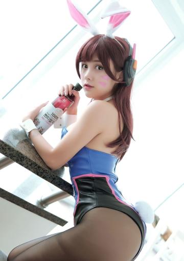 性感尤物夏美酱激情黑丝诱惑写真 DVA Cosplay